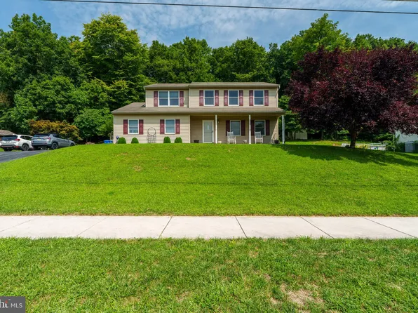 351 Big Spring Rd, Etters, PA 17319