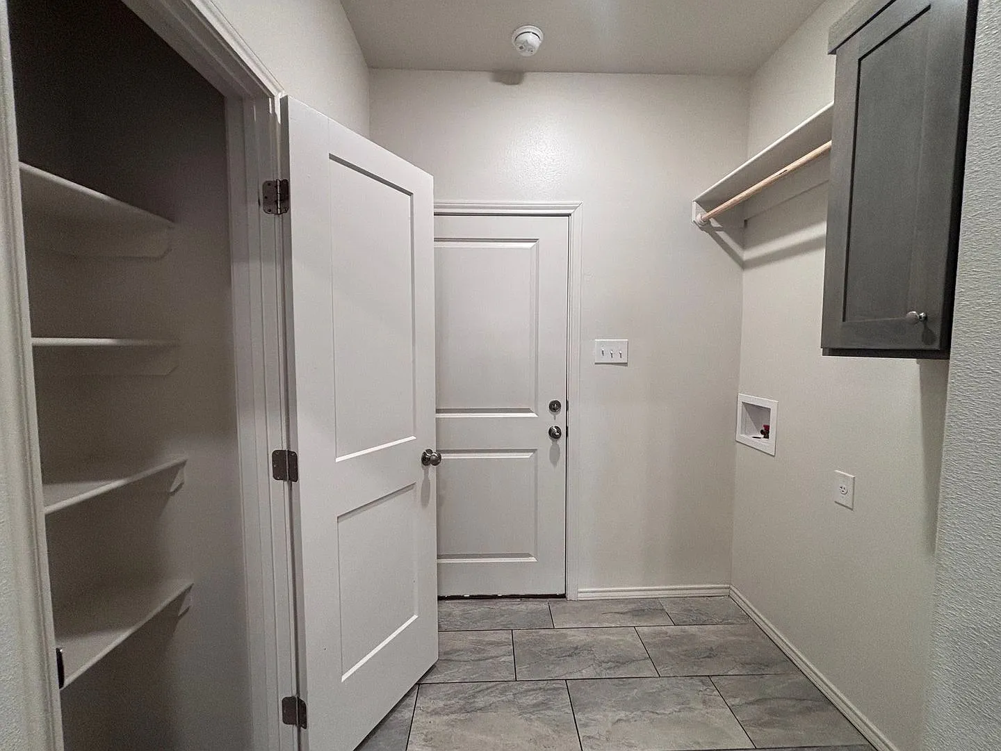 Escape the Ordinary in Viridian Townhomes! — Photo 4
