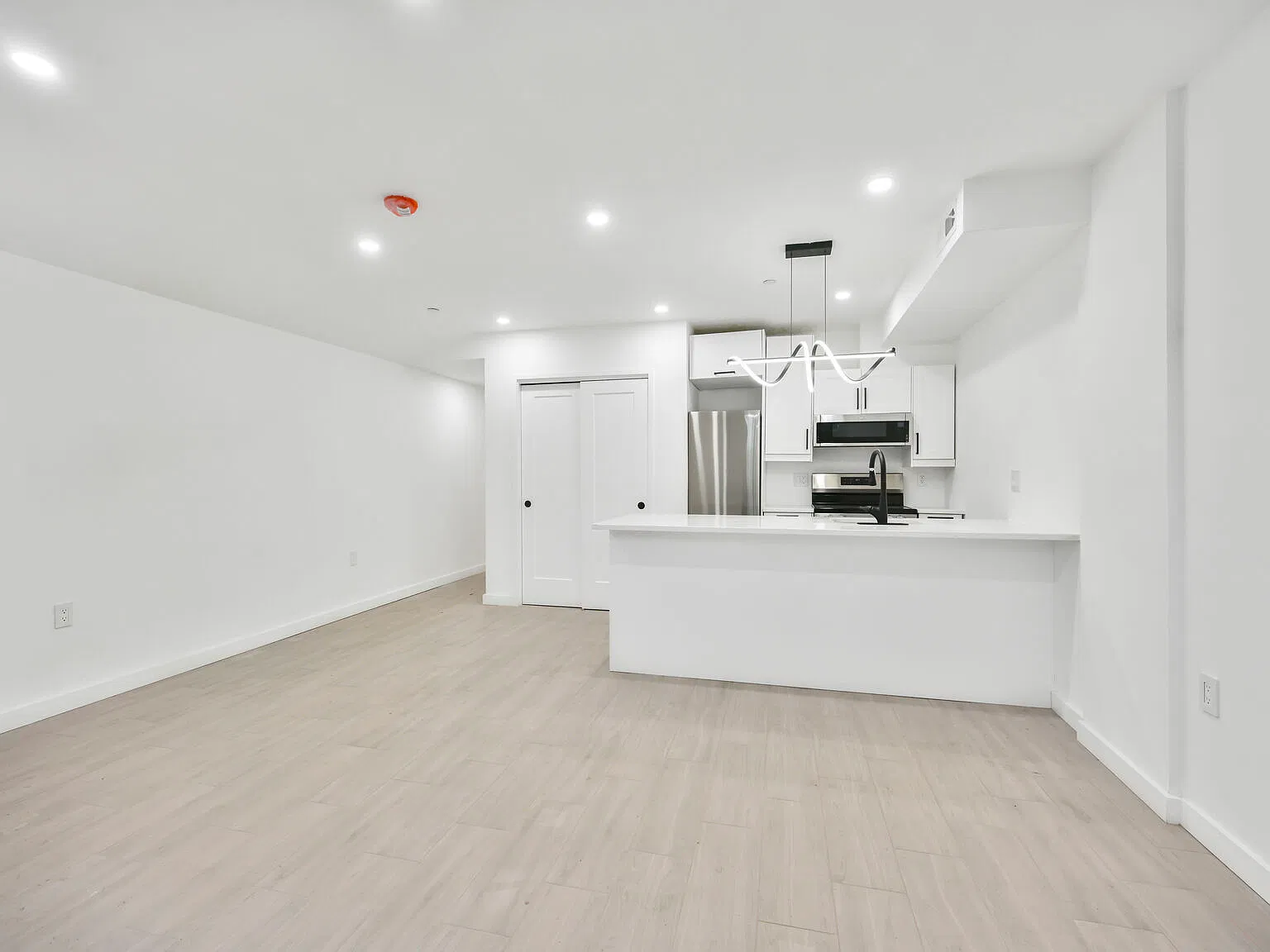 621 Florida Ave NW — Photo 3