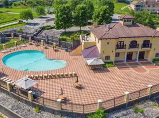 817 Muirfield Dr, Sunrise Beach, MO 65079