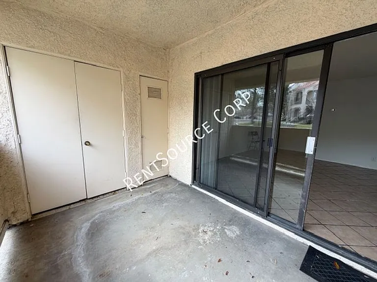 2554 Olive Dr #117 — Photo 20