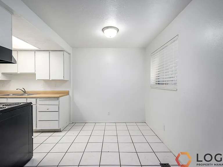 1655 N 1575 W #4 — Photo 8