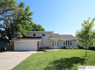 917 S 153rd St, Omaha, NE 68154