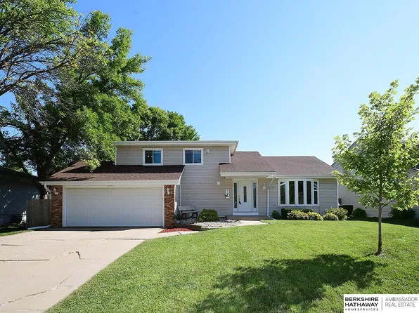 917 S 153rd St, Omaha, NE 68154