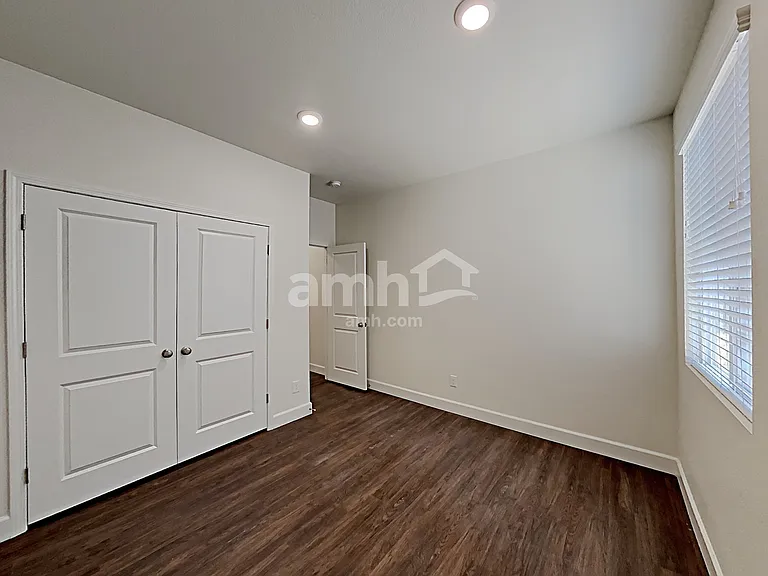 1613 Viaggio Ave — Photo 14