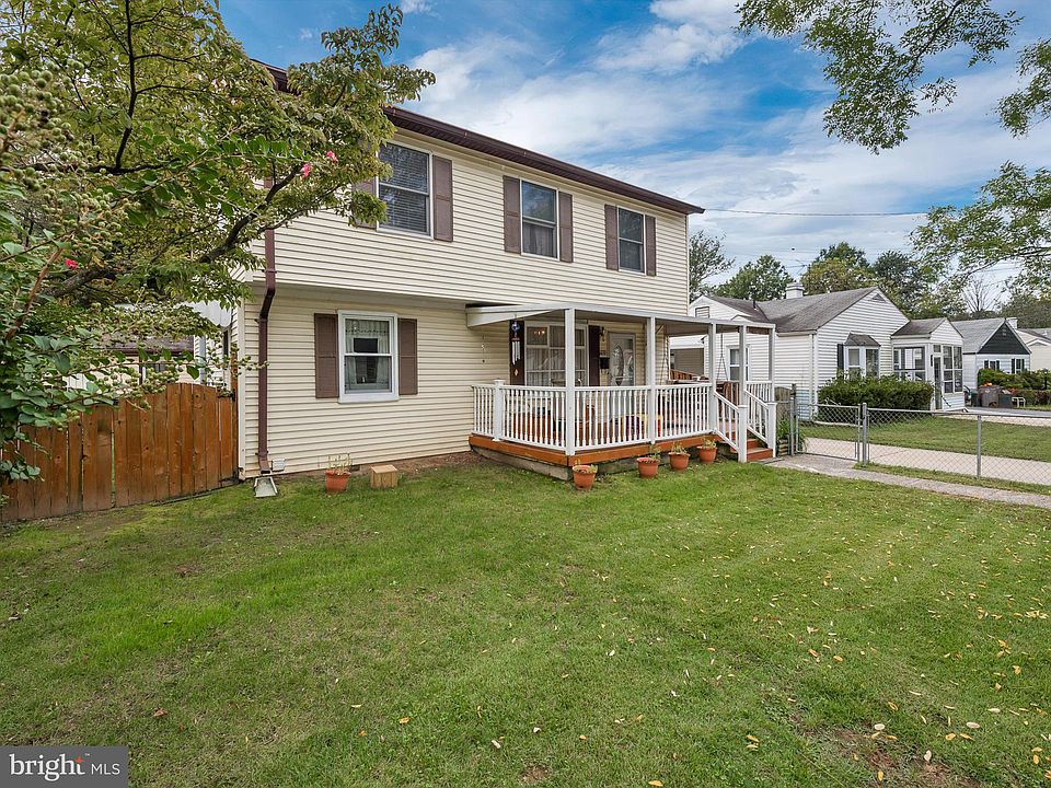 1st image of 723 Crabb Ave