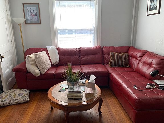 2nd image of 1301 Narragansett Blvd