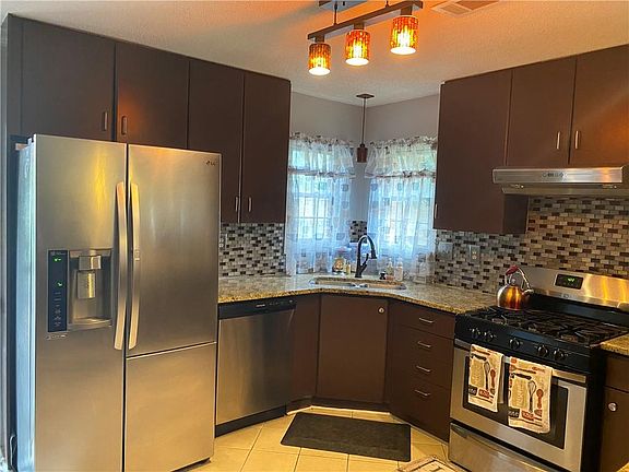 3rd image of 3342 Salem Cove Dr SE