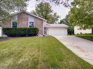 3020 Foliage Ln, Rockford, IL