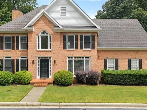 1720 Manhasset Pl, Atlanta, GA 30338