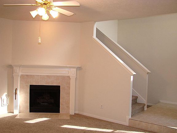 5th image of 406 Billingford Dr