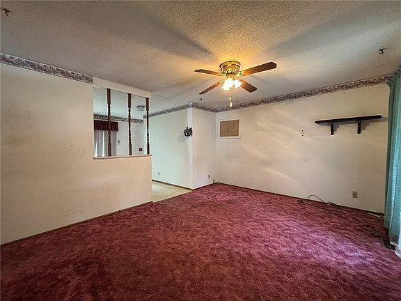3rd image of 2409 Beechwood Blvd
