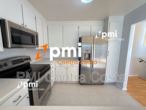 3rd image of 4894 Starflower Dr