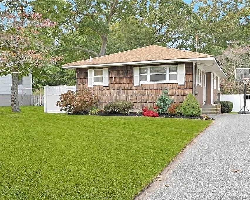 1st image of 37 Belmont Dr