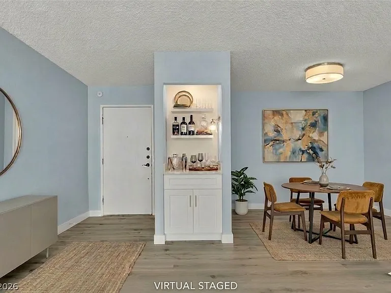 725 N Royal Crest Cir #237 — Photo 4