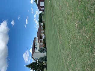 8718 Kramer Rd, Bowling Green, OH 43402