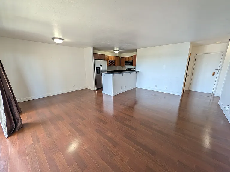 460 S Marion Pkwy #902-C — Photo 5