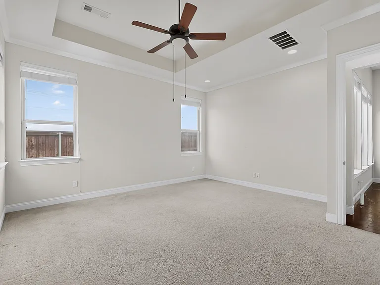 5901 The Esplanade Dr — Photo 25