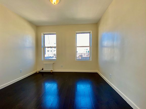5th image of 584 W 152nd St APT 5B