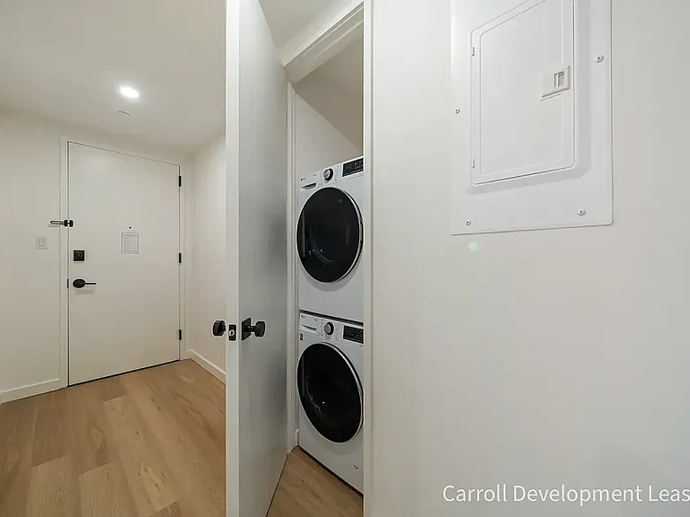931 Carroll St #1505 — Photo 4