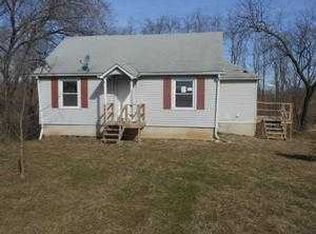 16830 Kickapoo Rd, Leavenworth, KS 66048