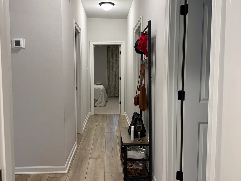 116 Brattle Ct — Photo 18