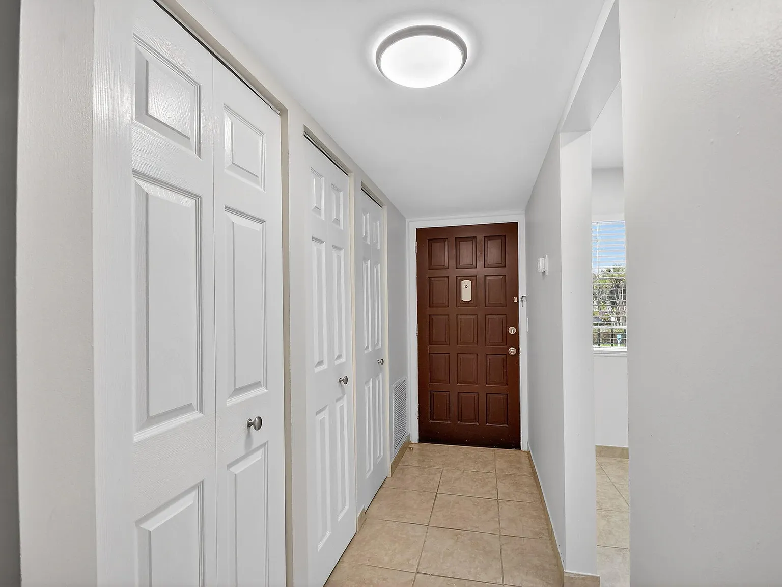3 bed, 2.0 bath, 1148 sqft, $2,250 — Photo 4