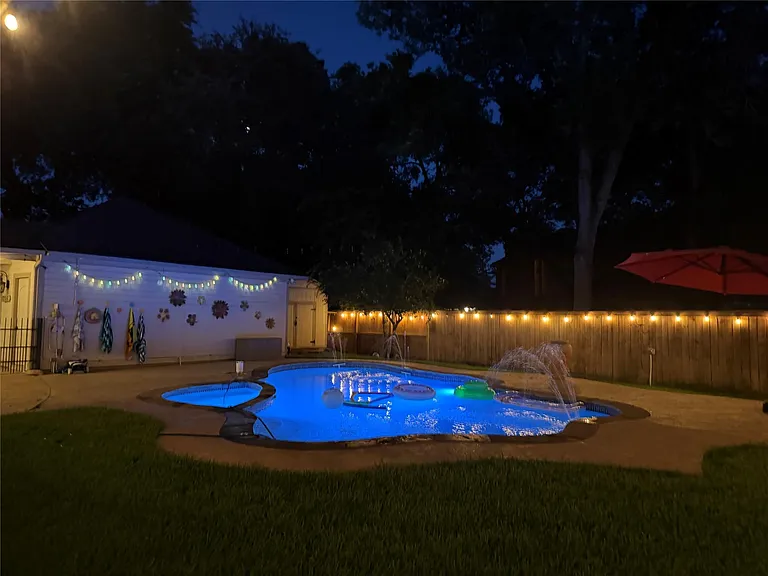 1715 Country Squire Dr — Photo 6