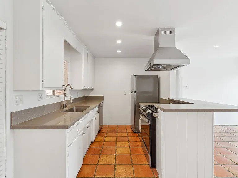 622 S. Warm Sands Dr. — Photo 1
