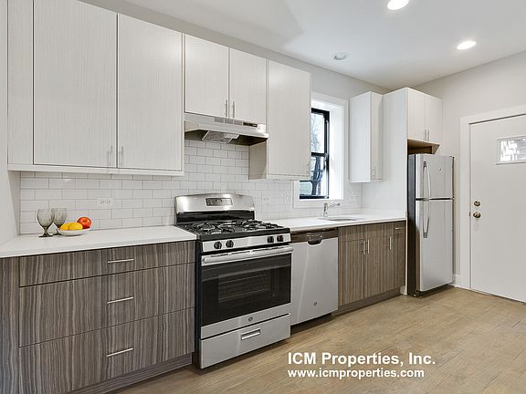 2nd image of 2608 N Rockwell St #1