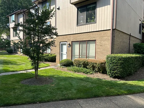 1734 Westwind Way #117, Mc Lean, VA 22102