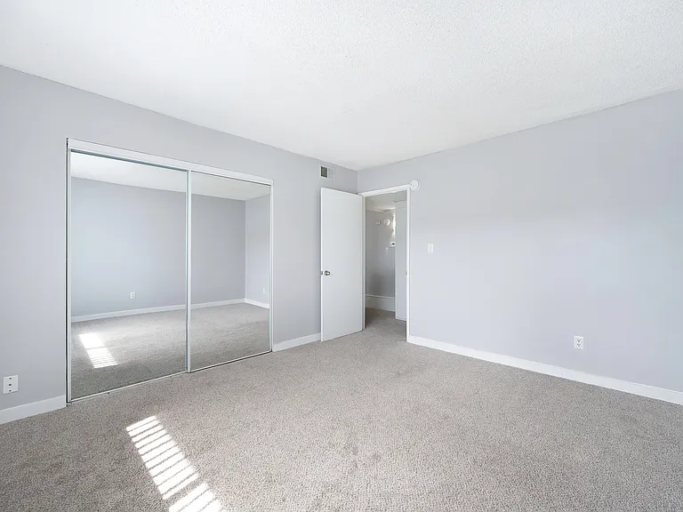 The Canopy | Bedroom