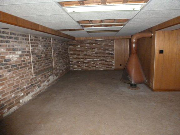5th image of 2526 Crystal Dr