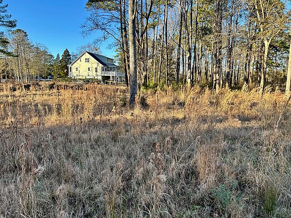 5th image of 1420 Pinopolis Rd