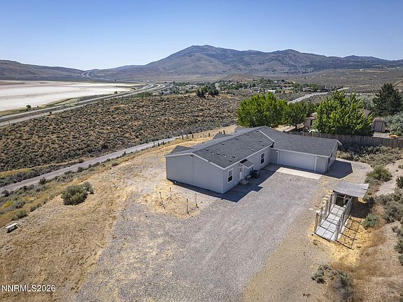 2nd image of 16 Sierra View Rd