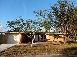 1661 Lowell Ct, Fort Myers, FL 33907