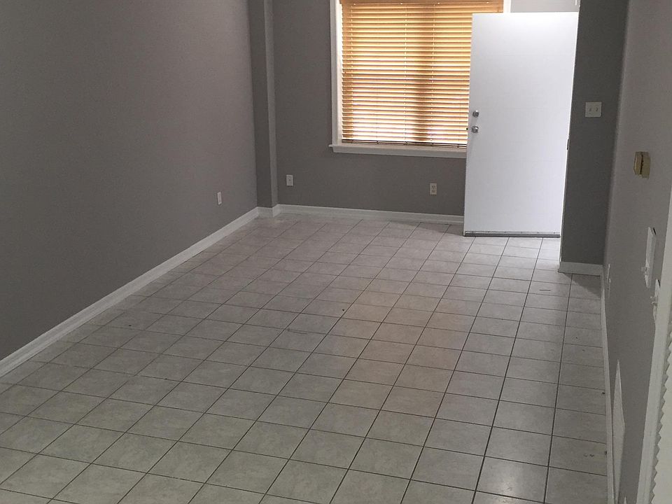 Kitchen / living room