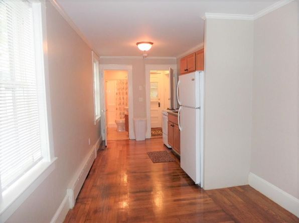 8 Brinley St APT 1
