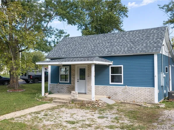 453 W 11th St, Eldon, MO 65026