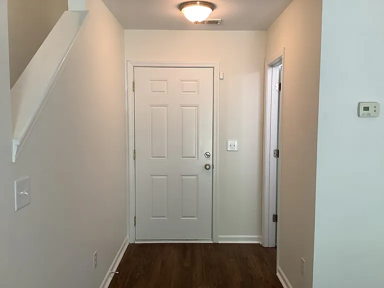 8220 Pickop Miles Ct — Photo 7