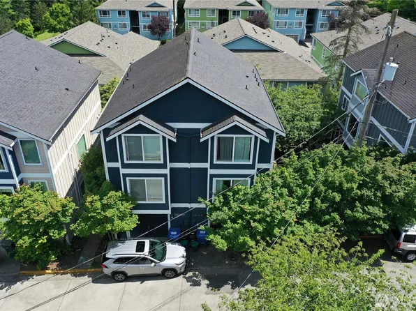 2414 SW Holden Street #B, Seattle, WA 98106