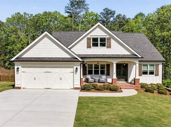 122 Brookfield Ct SE, White, GA 30184