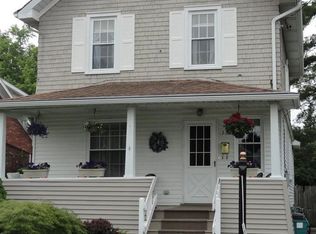 1360 Regal Ave, Schenectady, NY 12308