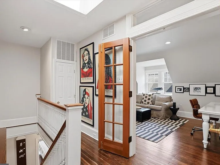 36 E Chestnut Hill Ave — Photo 15