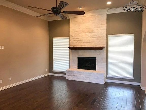 5th image of 6 Meadow Green Ct