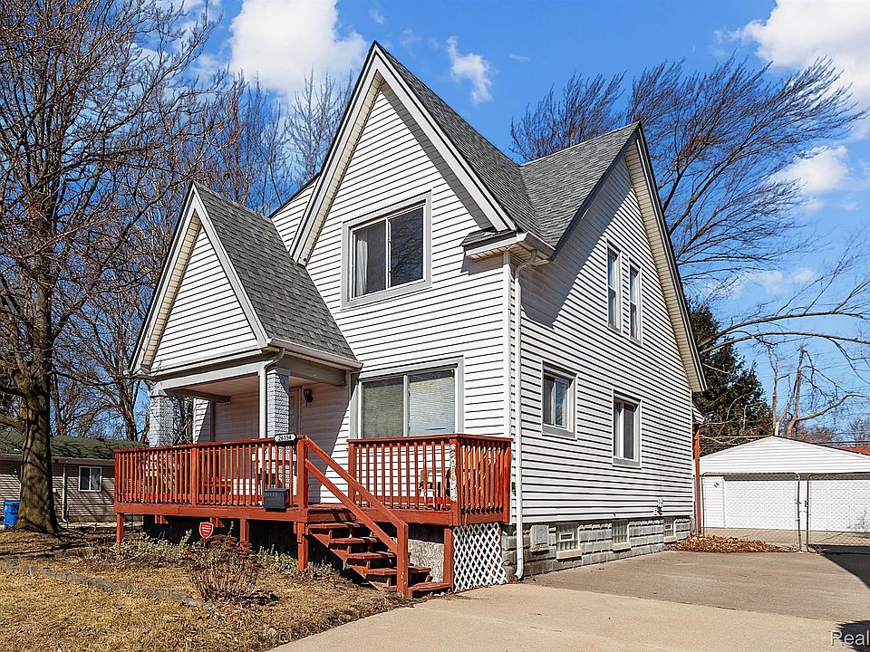1st image of 26154 McDonald St