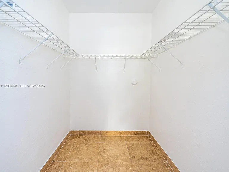 1663 SE 27th Dr #108 — Photo 17