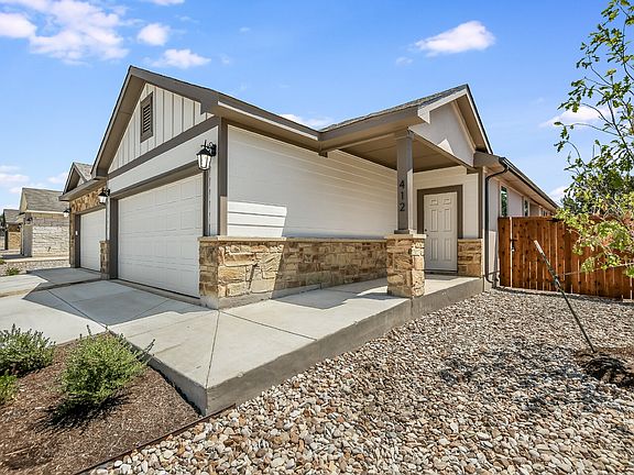 4th image of 412 Parkline Dr
