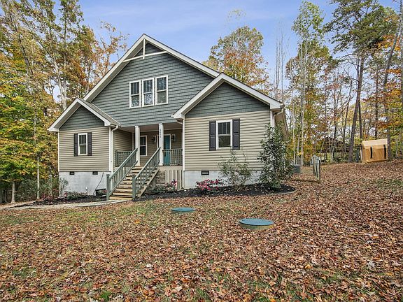 3rd image of 2605 Vinca Ln