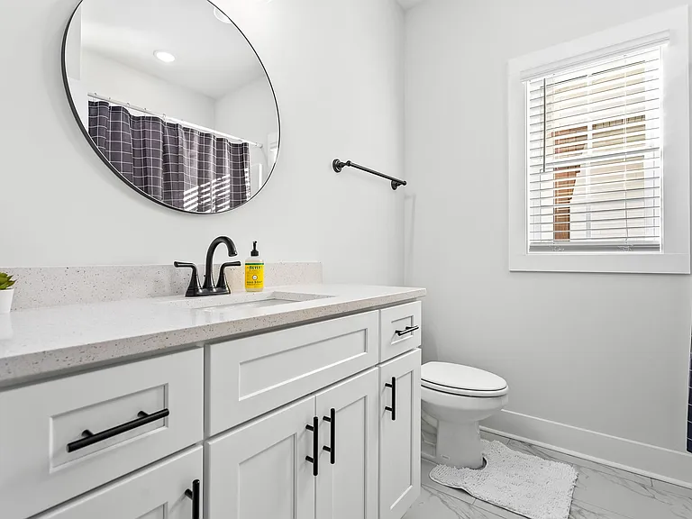 720 Village Dr — Photo 11